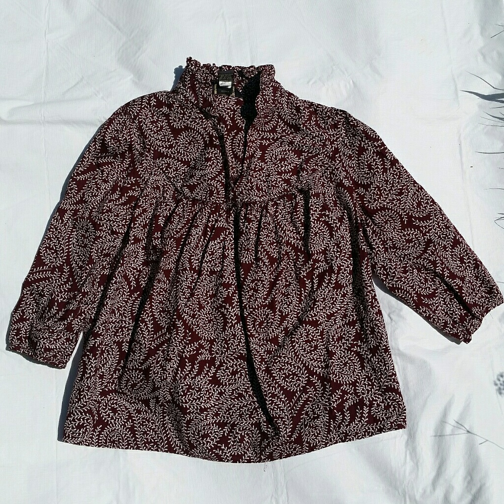 3/4 sleeve paisly pattern blouse